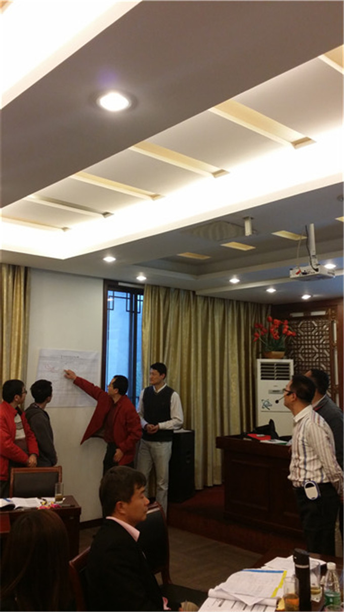 蘇州工業(yè)園區(qū)EHS協(xié)會(huì)《危險(xiǎn)化學(xué)品管理和企業(yè)應(yīng)急演練實(shí)戰(zhàn)》圓滿完成