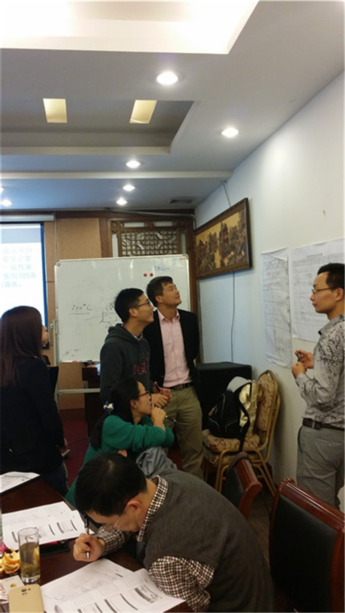 蘇州工業(yè)園區(qū)EHS協(xié)會(huì)《危險(xiǎn)化學(xué)品管理和企業(yè)應(yīng)急演練實(shí)戰(zhàn)》圓滿完成