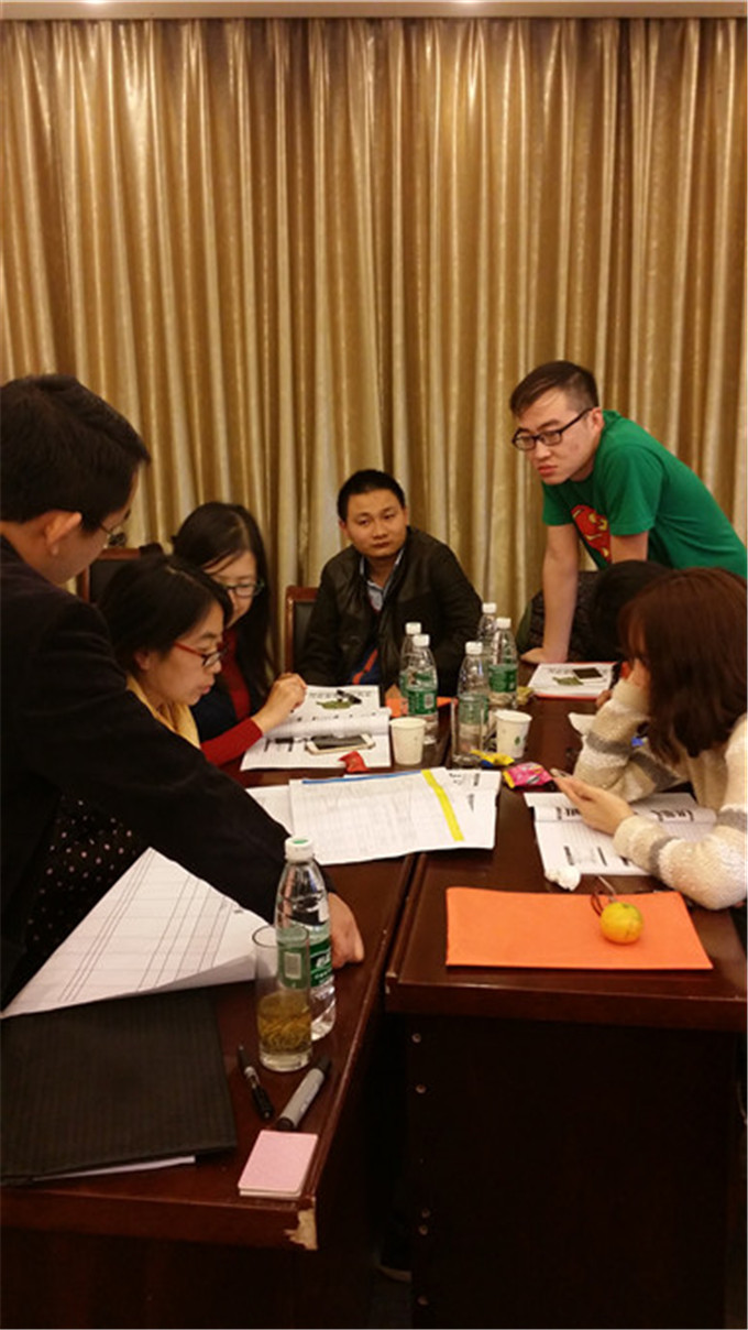 蘇州工業(yè)園區(qū)EHS協(xié)會(huì)《危險(xiǎn)化學(xué)品管理和企業(yè)應(yīng)急演練實(shí)戰(zhàn)》圓滿完成